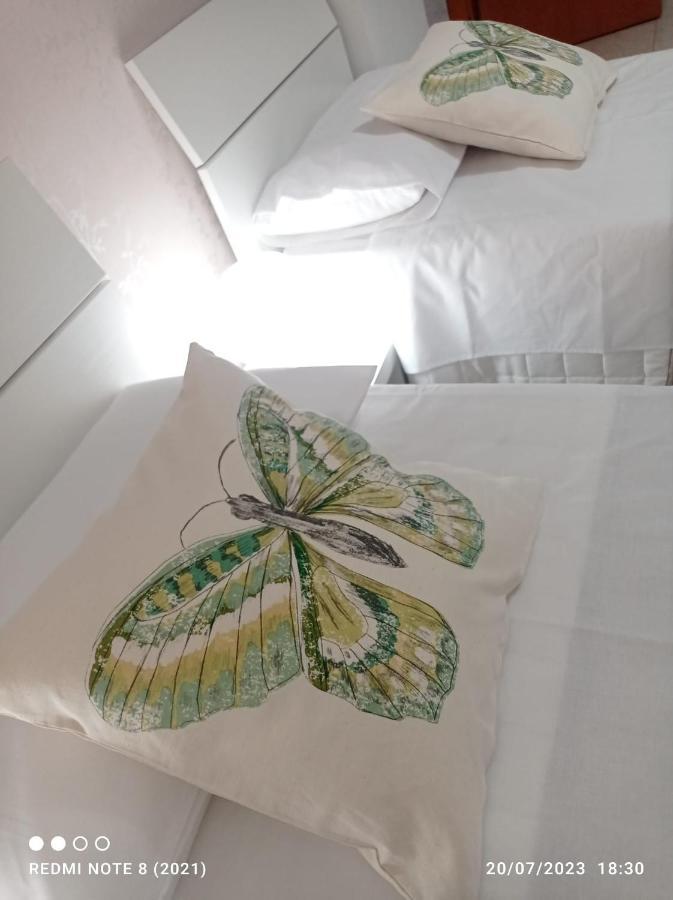 Nostra Casa Apartment Napoli Bagian luar foto
