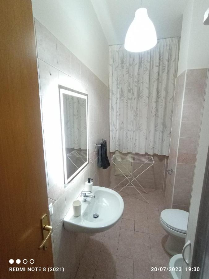 Nostra Casa Apartment Napoli Bagian luar foto